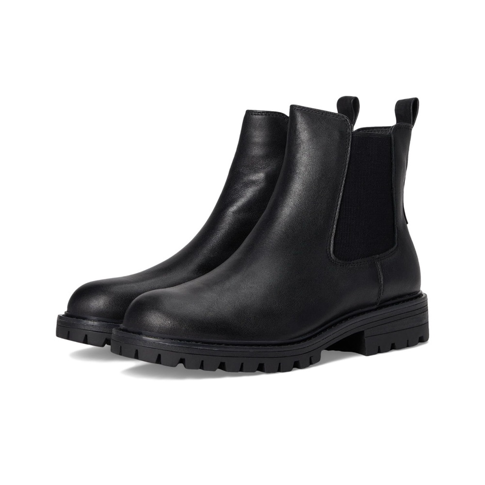 New Sofft Chelsea Black Boots size 8